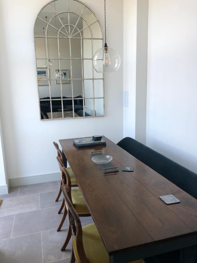 Inverness Great Glen Town House, 5 Minute Drive From Town Centre Екстер'єр фото