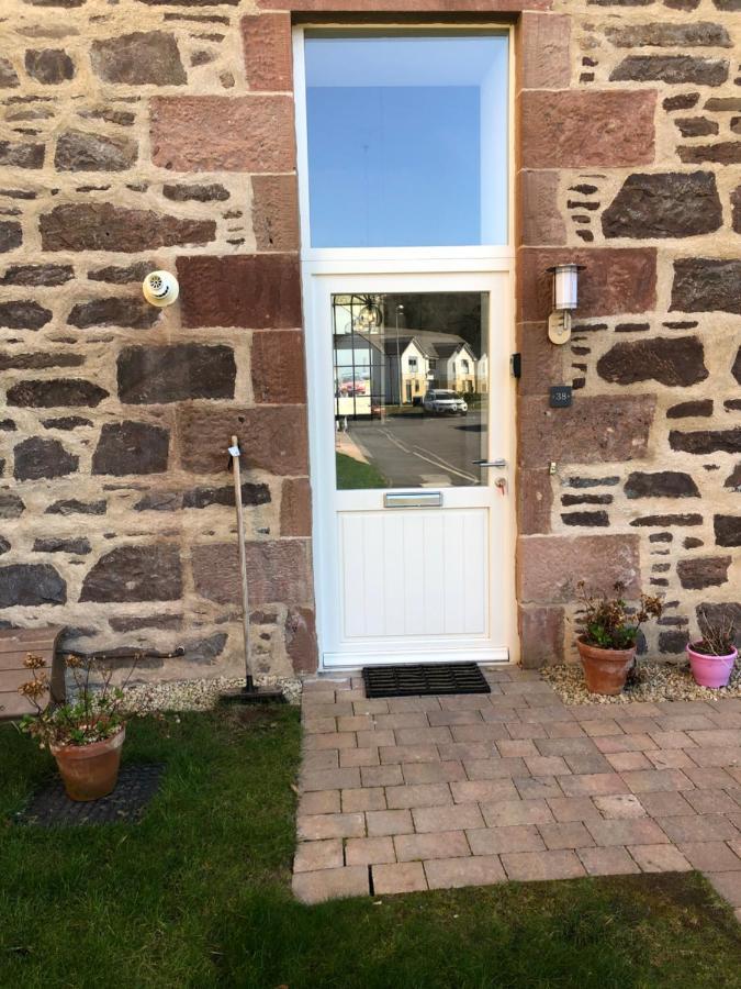 Inverness Great Glen Town House, 5 Minute Drive From Town Centre Екстер'єр фото