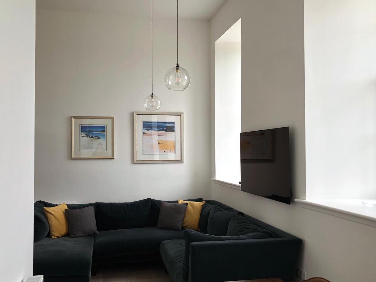 Inverness Great Glen Town House, 5 Minute Drive From Town Centre Екстер'єр фото