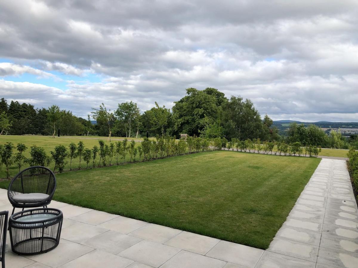 Inverness Great Glen Town House, 5 Minute Drive From Town Centre Екстер'єр фото