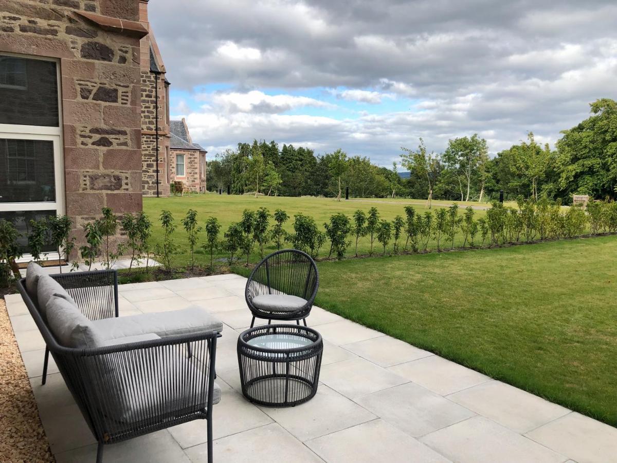 Inverness Great Glen Town House, 5 Minute Drive From Town Centre Екстер'єр фото